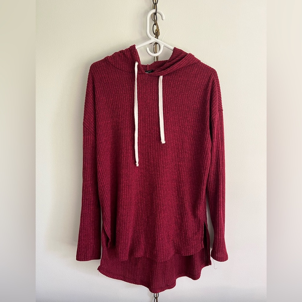 Rue 21 maroon sweater